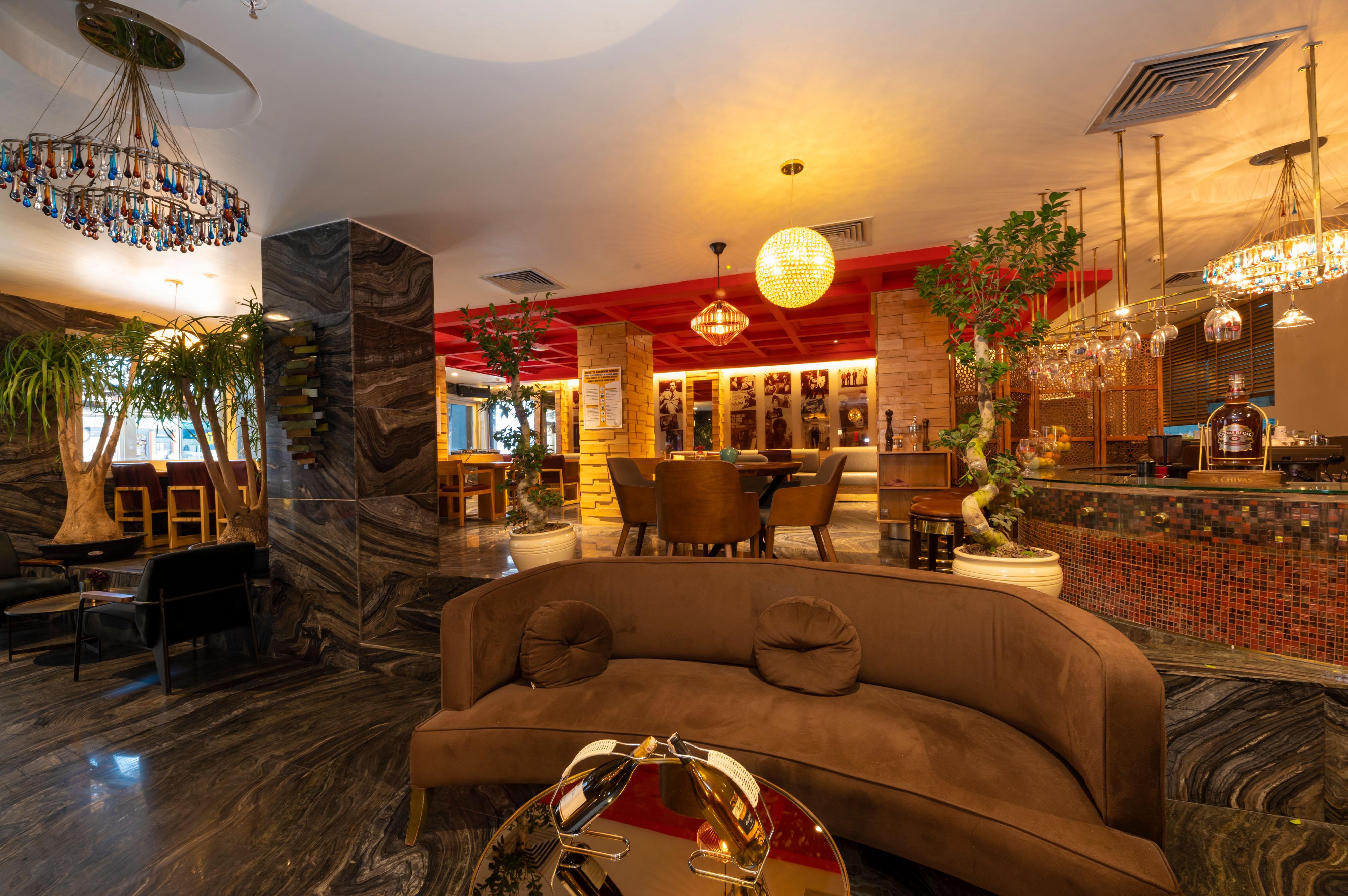 Ramada By Wyndham Istanbul Pera Taksim Hotel Kültér fotó Interior of the restaurant
